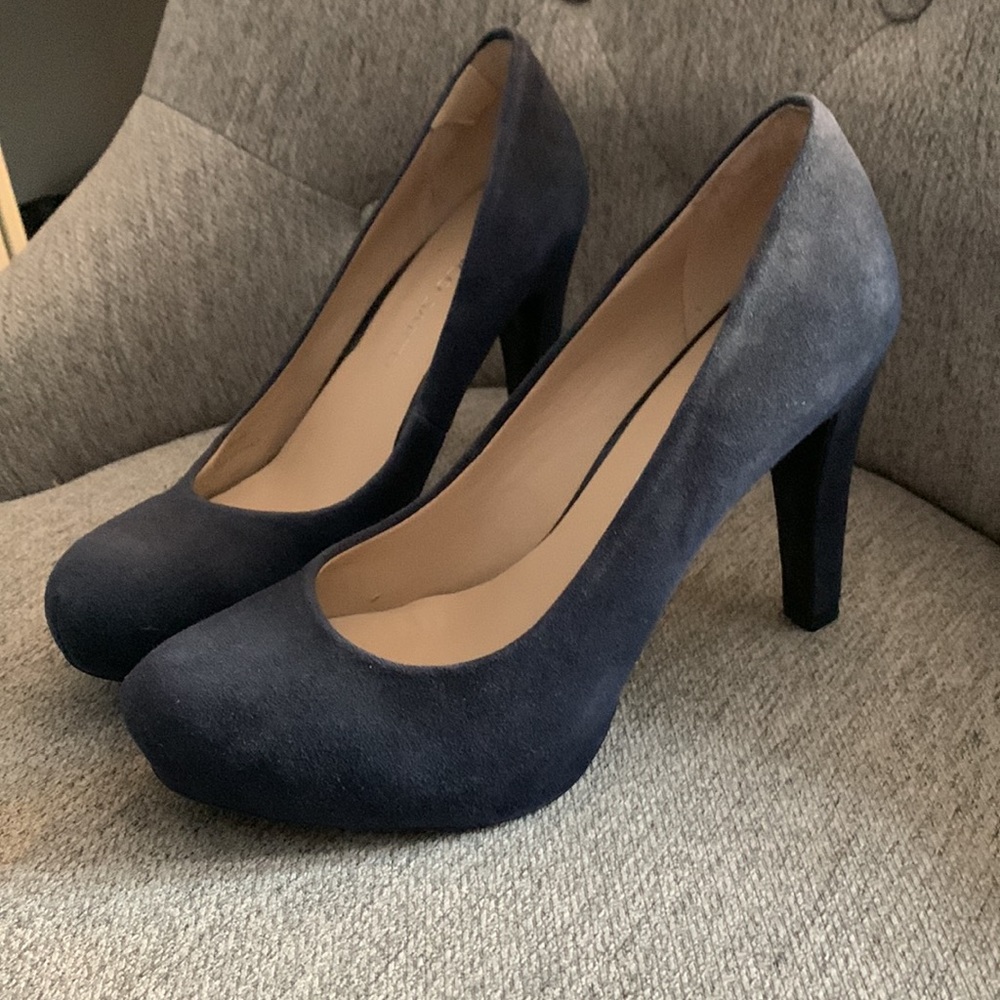 Franco Sarto blue suede heels
